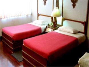 होटल Prince Hotel Chiang Mai Chiang Mai